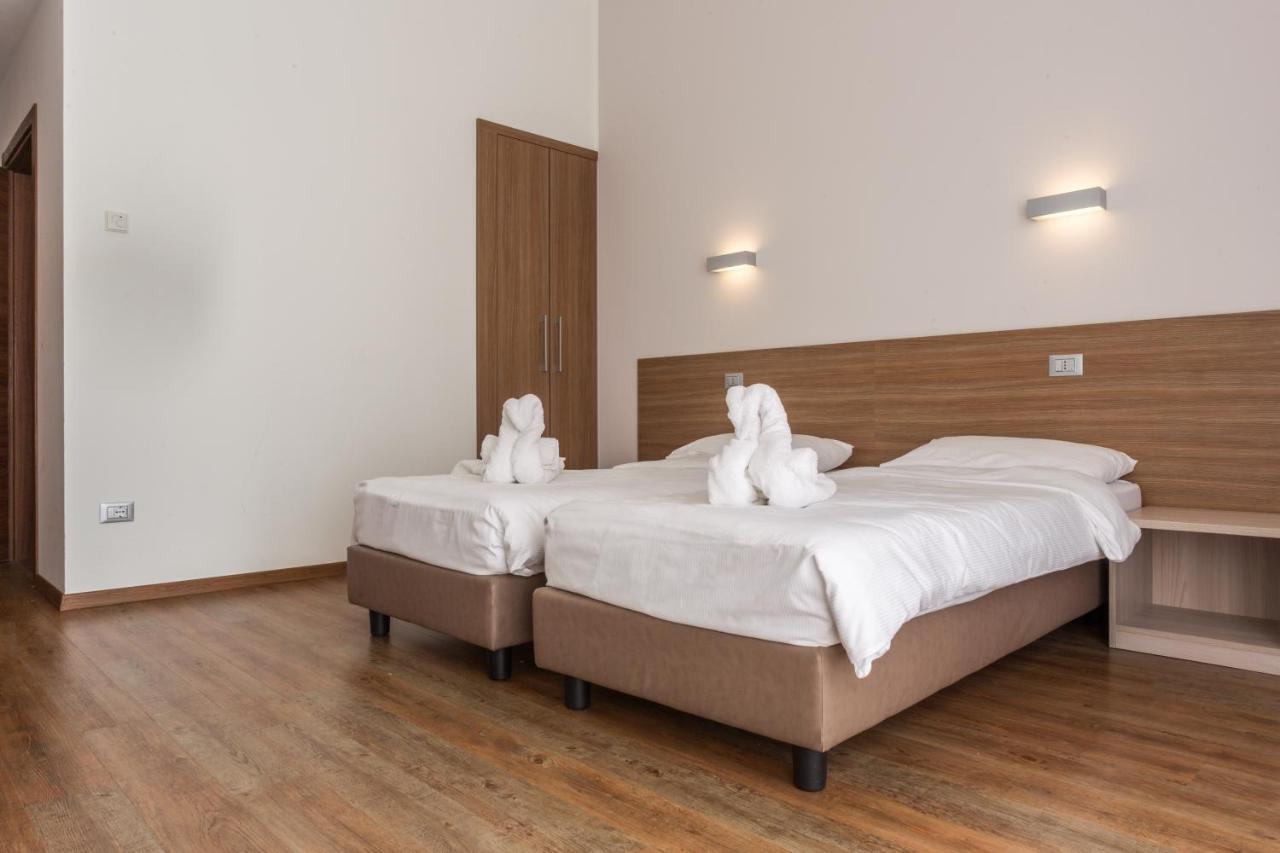 Hotel Milano Фондо Экстерьер фото